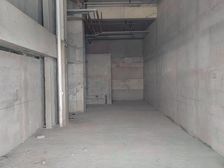 临街单一层 层高5.5米可做隔层 不限业态