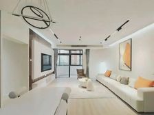 总监力推,单价7开头,肇嘉浜路沿线!带固定车位,看房方便。