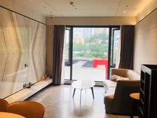 看江 视野好 采光好 看房子方便,户型方正 有阳台。