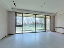 青岛润府 2023年次新房 精装未住,有车位 储藏室不挡光