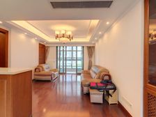 省税必看好房 飞机户型大3房 方便停车 三条地铁出行 诚心卖