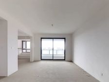 阳光锦程景观房不靠外环118平142万有车位另算