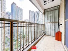 约看方便 中海花城湾 125方 温馨实用三房 南向望花园