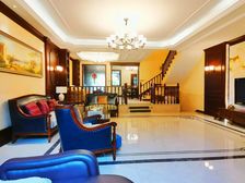 南岸区 庆隆高尔夫橘香郡 四房 280万