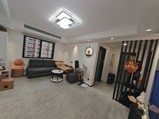 火爆 惠小 新豪装修30万 前后无遮挡 全明户型 南北通透