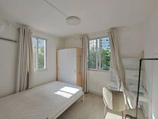 阳光刺眼,中楼层,一梯三户,上家没挩,接受置换,业主诚售