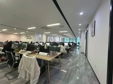 白云大道北地铁口1208方精装修 设计电商一体