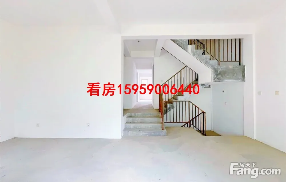 江南名城 5室2厅3卫 毛坯 350万元 115平米