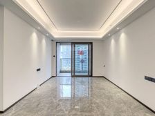 越秀·和樾府4室西北朝向525.00万元/套出售