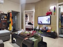 人和花园 人小对面 旁边就是10号线轻轨站 接送方便