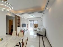 越秀可逸豪苑 3室2厅 129平真实在售随时看拎包入住