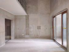 洋房A户型 带花园带地下室 实得面积大 可变空间多 随时可看