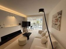 06年品质小区,带产权车位,版式南北通,中心位置,闹中取静!