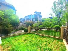 (一层可养花种草)单价1.6萬带车位,双倍使用面积,优惠