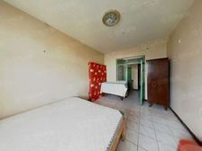 急卖急卖 6号线地铁口 人民医院 中层一室 带客厅 配套全