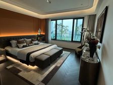 地铁1号线,石景山区,改善楼盘,183至236平中海长安玖章