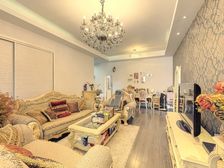 珠江玫瑰花园 139.22平3居 南北向精装修 自住保养好