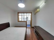 泗塘八村 2室0厅1卫 简单装修 135万元 48平米