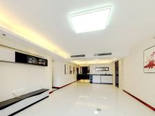 凯旋新世界一期 204.87平4居 南向精装修 方便看房