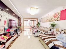 新望花园一楼带30平院子满五边套三面采光配套齐全