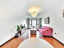 带两个车位 近地铁 南北通透不临街采光好