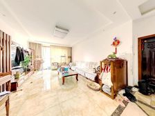 群力 远大 三室双卫 精装 户型方正 上经纬