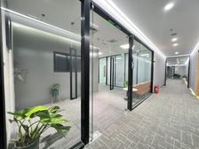 宝钢大厦,精装修随时看房,带家具,超甲项目