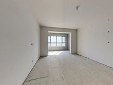 并州南路山煤上德院层高3.15米三室三卫三叶草户型