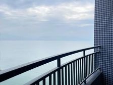 碧桂园十里银滩海云天 阳台海景 楼下沙滩 满五 税费少随时签