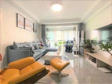 带车位,50万全新豪装!电梯高区,南北通透,采光通风一级棒