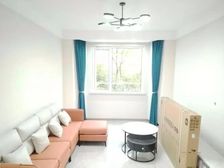 (2加1)户型!改好的三房!房东出国急售!价还可以谈!精装