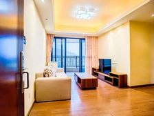 十里银滩水蓝天 精装修 小三居 环境优美 满二 商品房保养佳