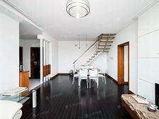 房东诚心出售,品质小区使用面积非常大停车方便