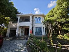 松江洞泾镇 纯毛坯独栋 位置好 采光好 超大花地上两层诚售