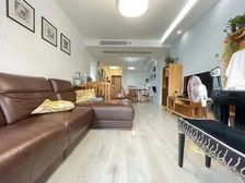 一号线莘庄地铁口,精装南北通21户型,二手买进税少,诚售!