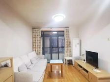 新上,景城景观层南北通两房,给车位,满五税少,看房方便,诚售