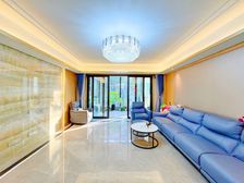 北龙湖足球公园旁 正商珑湖上镜精装修四叶草四房 满两年诚心卖