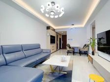 目前空置,房子保养好,中间楼层,视野好