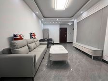 7号线 地铁口 精装两房 电梯12楼 业主置换 诚心出售