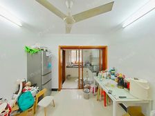 一楼带30平超大花园,不靠马路,61221三轨交,别司无