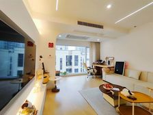 业主急售双轻轨九成新精装洋房,家具家电全送婚房