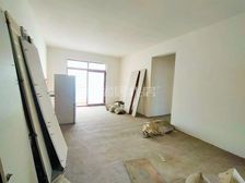 美德佳园精装三房两厅一卫出售