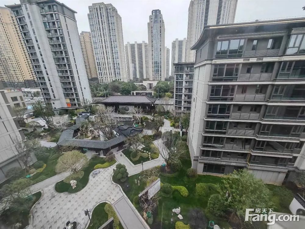小区相关图