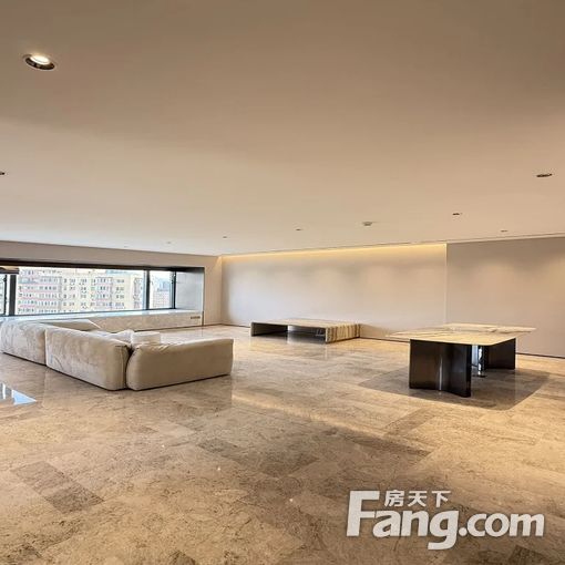  ��ֱ��8�ź���װ��183ƽ�������լ ����68000 