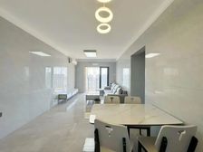 急售价! 远洋天骄 南向三房 全屋定制 拎包入住 近万达