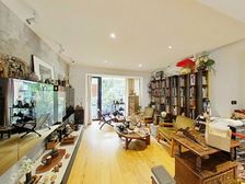 !南北通透户型,110平精装两房,格局方正无浪费。餐客一体