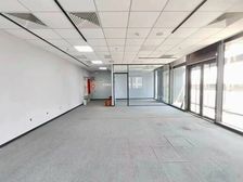 开发区 MSD 地段繁华 临地铁 带阳台 环境好 外立面佳