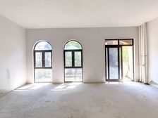 单边位 别墅 采光好 花园大 停车方便 成熟社区 配套齐全