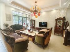 城院碧桂园别墅带200多平花园难得带装修的5房别墅等您入住