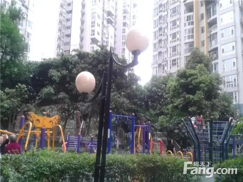 小区相关图